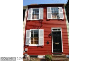 321 Saint Asaph St, Alexandria VA  22314-3745 exterior