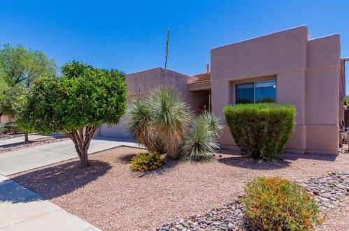 7452 Placita Luz De La Luna, Tucson, AZ 85715-2833