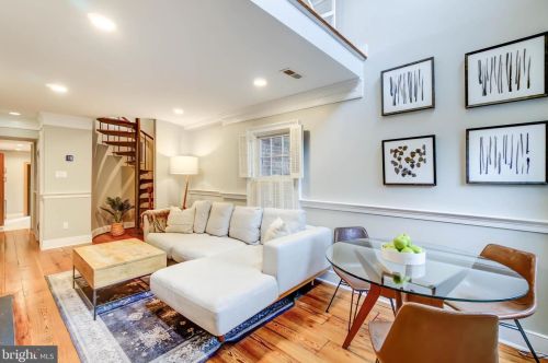 527 Wilkes St, Alexandria VA  22314-3723 exterior