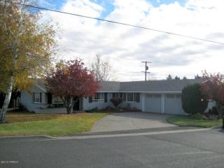 6514 Alpine Way, Yakima, WA 98908-1726