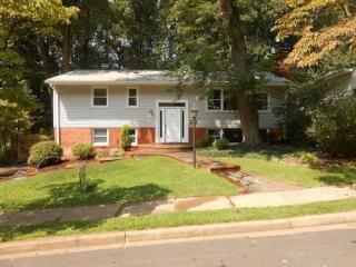 107 James Dr, Vienna VA  22180-6711 exterior