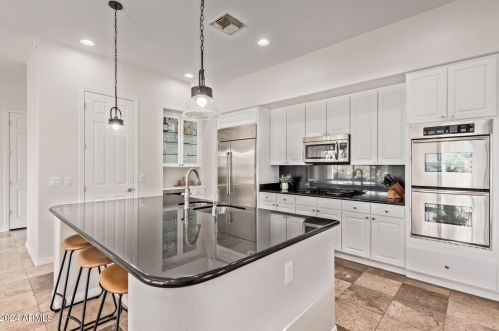 1642 Lynx Way, Chandler AZ 85249-3011 exterior