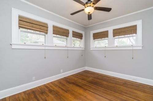 1831 Lyle Ave, Atlanta GA  30337-1204 exterior