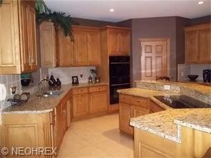 10072 Sundown Trl, Cleveland OH  44133-6187 exterior