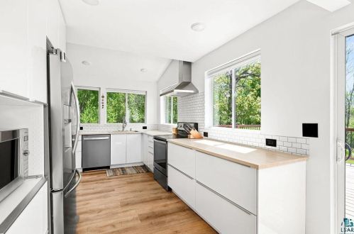 4074 Tischer Rd, Duluth MN 55803-1151 exterior