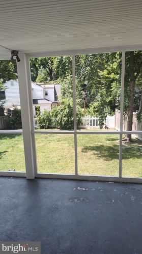 406 Lexington Dr, Silver Spring MD  20901-2643 exterior