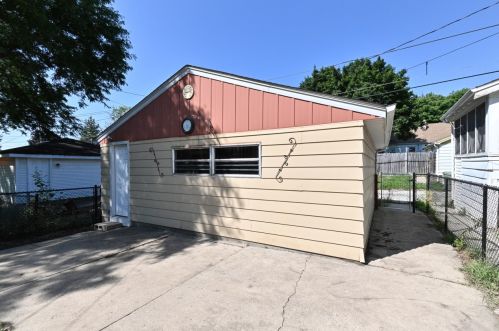 417 65th St, Milwaukee WI  53214-1723 exterior