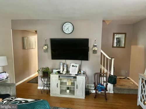 913 21 St, Chester PA 19013-5517 exterior