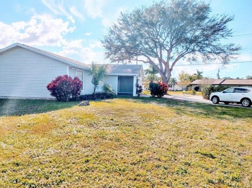 2456 55 St, Naples FL 34116-5524 exterior