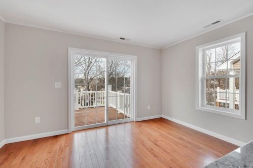 180 Wilcox St, New Britain CT 06051-1231 exterior