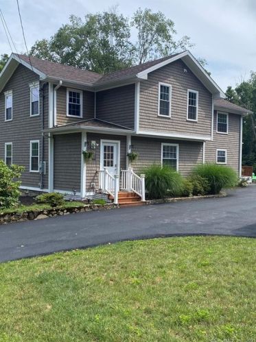 144 Grand St, Seymour, CT 06483-3437