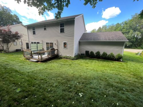 2598 87 St, Byron Township MI 49315-9245 exterior