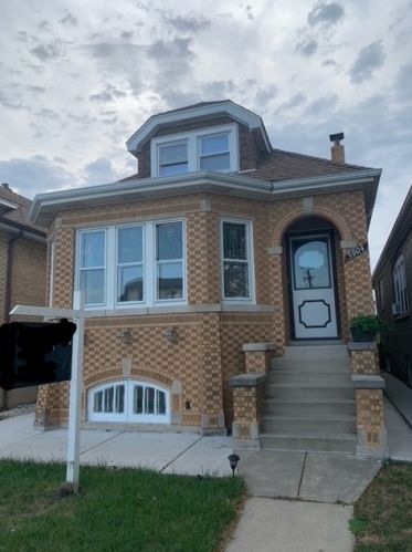 5904 Mason Ave, Chicago, IL 60638-3636