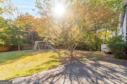 1620 Chevron Way, Atlanta GA  30350-4430 exterior