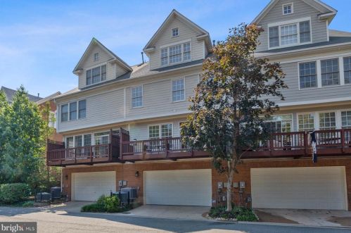 393 Cameron Sta Blvd, Alexandria VA 22304-8681 exterior