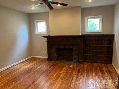 748 Ctr St, Green Brook NJ 08812-1510 exterior