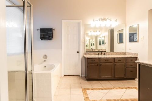 4911 Natural Brg Dr, Humble TX 77345-4923 exterior