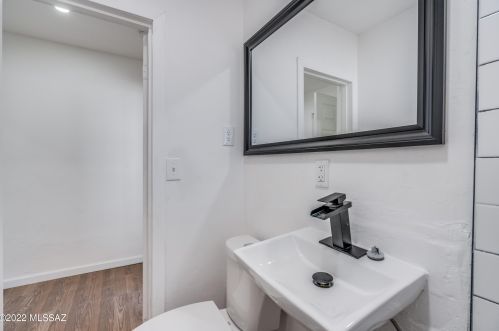 823 Arizona Ave, Tucson AZ  85705-7733 exterior