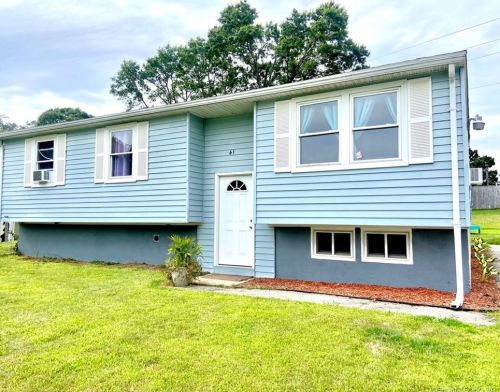 41 River Ln, Killingly, CT 06239-2627