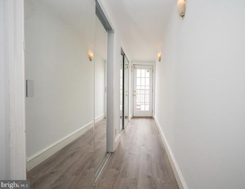 1309 Dickinson St, Philadelphia PA 19147-6221 exterior