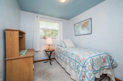 3341 Recker Dr, Pittsburgh PA exterior