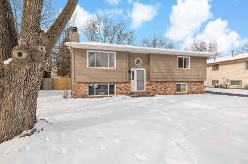6415 Dawn Way, South Saint Paul MN 55076-1722 exterior