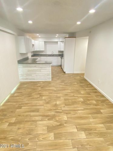 2327 56 Dr, Phoenix AZ 85031-2523 exterior