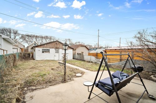 1755 61, Milwaukee WI 53214-5005 exterior