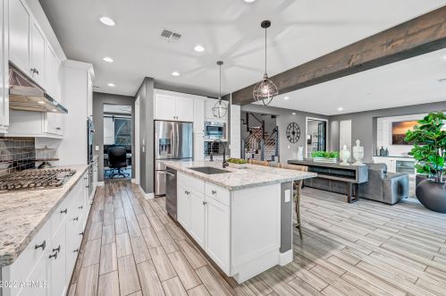 923 Kaibab Dr, Chandler AZ 85248 exterior