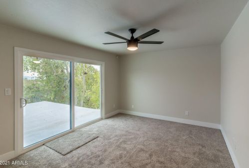 1214 Desert Cove Ave, Phoenix AZ  85020-1108 exterior