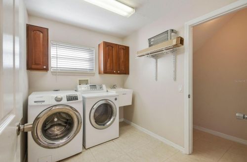 16346 Ashington Park Dr, Tampa FL 33647-2639 exterior