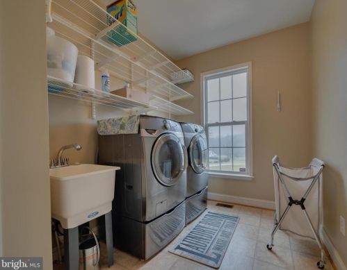 15529 Holly Grove Rd, Silver Spring MD 20905-3815 exterior