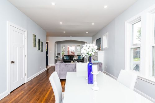 6756 Prairie Ave, Chicago IL  60637-4033 exterior