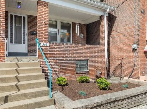 368 42nd St, Pittsburgh, PA 15201-1702