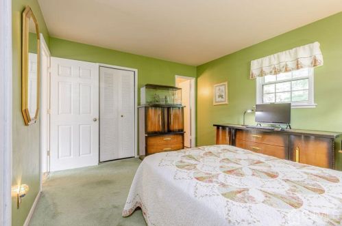 9 Tompkins Rd, Old Bridge NJ 08857-1846 exterior