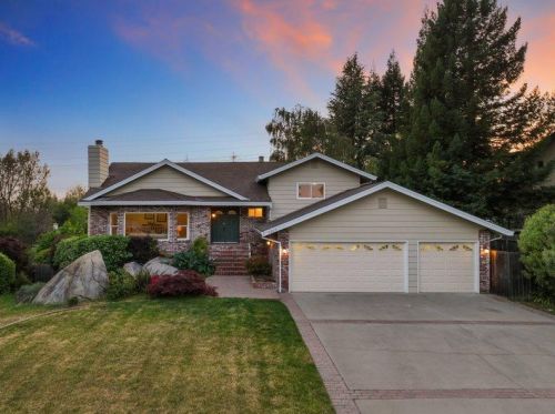 7217 Pne Grv Way, Folsom CA 95630-1952 exterior