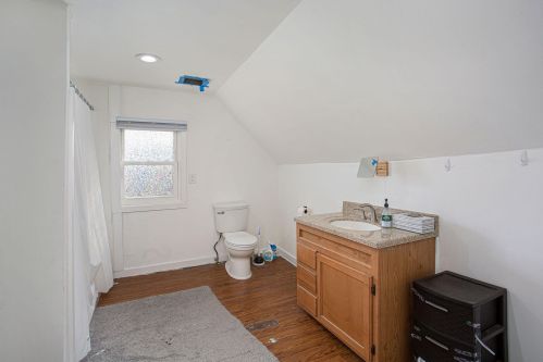 1114 Hamilton Ave, Grand Rapids MI 49504-4219 exterior