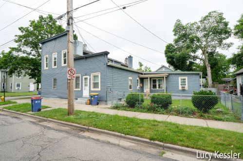 55 Straight Ave, Grand Rapids, MI 49504-6343