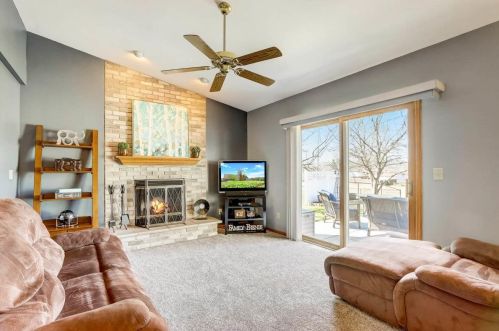 8010 Plainfield Ave, Milwaukee, WI 53220-2800