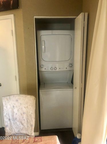 3001 Avenida Obregon, Tucson AZ 85746-7945 exterior