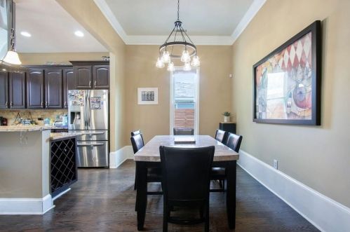 581 Formwalt St, Atlanta GA 30315-1073 exterior