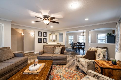 4368 48th St, Milwaukee, WI 53220-3617