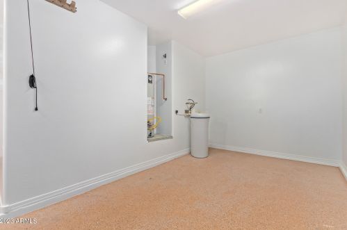 21713 38th Way, Phoenix AZ  85050-4923 exterior