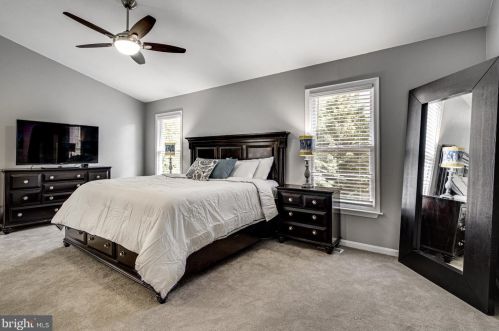 5319 Buxton Ct, Alexandria VA 22315-4760 exterior