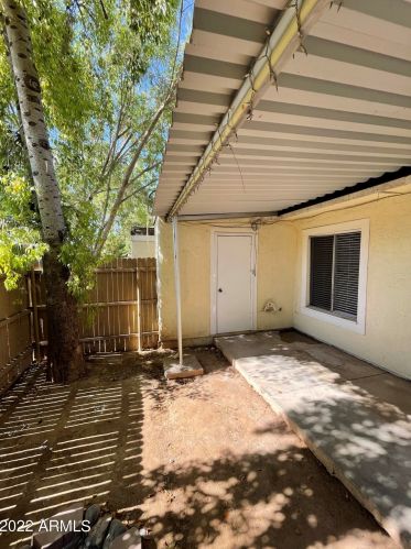 8441 34th Ave, Phoenix AZ 85053-6628 exterior