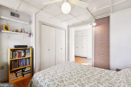 311 5 St, Washington DC 20003-1104 exterior