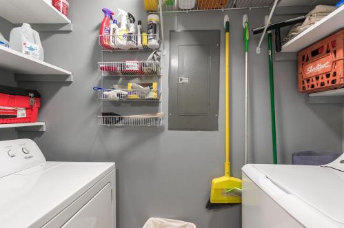 10505 Silkwood Ct, Saint Louis MO 63114-1970 exterior