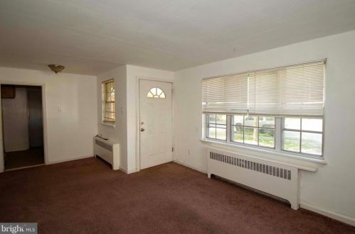 307 Elkinton Ave, Chester PA 19013-5027 exterior