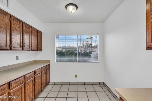 7860 Baker St, Tucson AZ  85710-2360 exterior