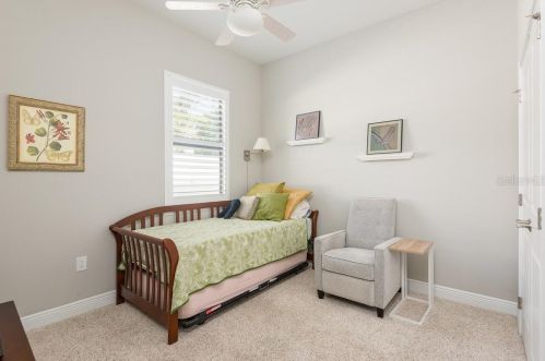 3017 Ballast Point Blvd, Tampa FL 33611-3902 exterior